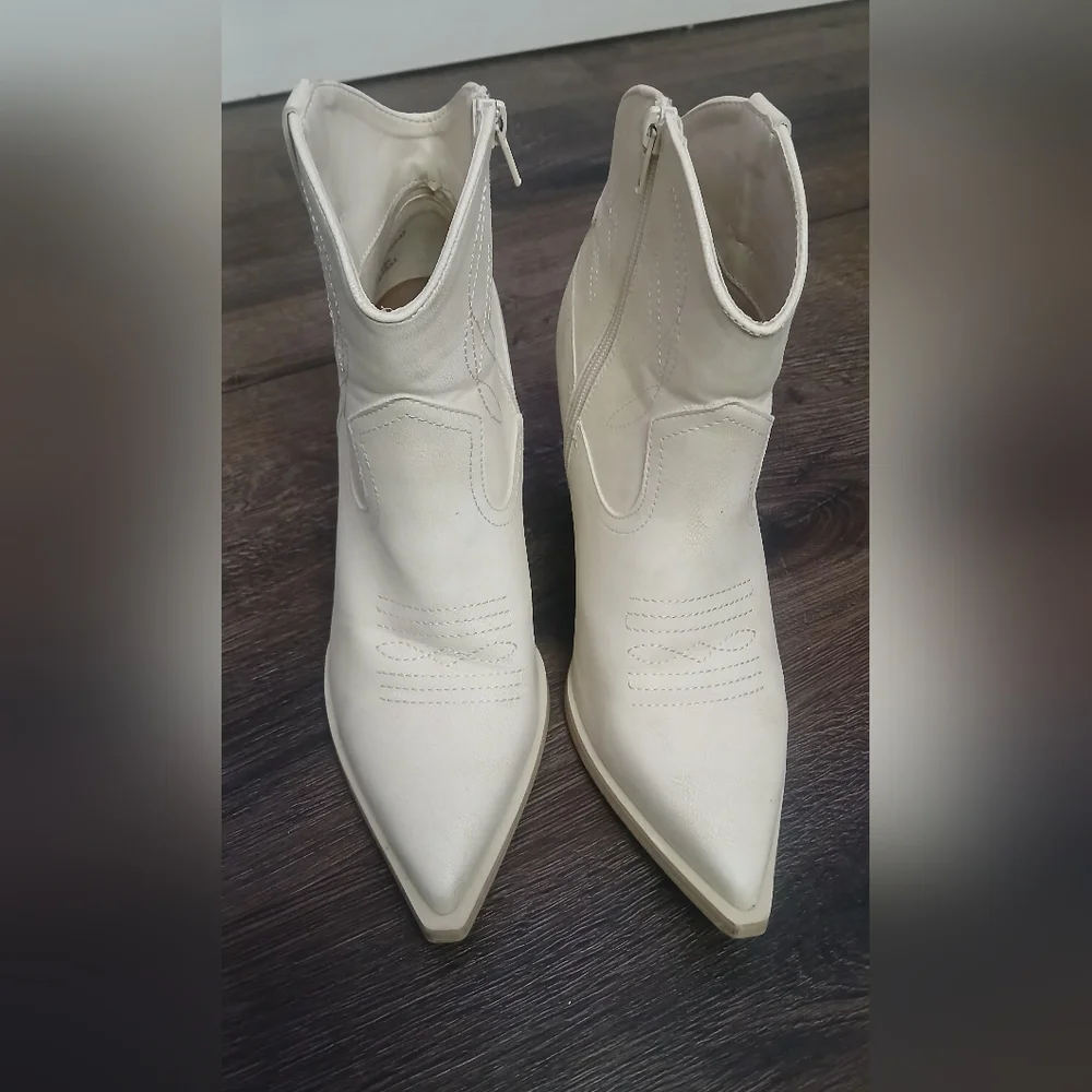 Altar’d State Remy Mini Western Ankle Boots Size 8 - Picture 5 of 13